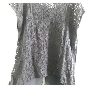 Lace High-Low Top with Back Slit